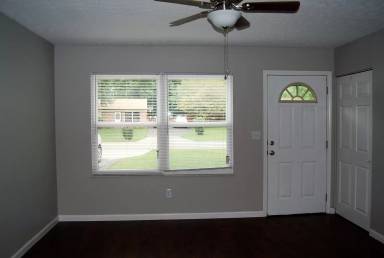 Main picture of 10785 Tarrytowne Rd