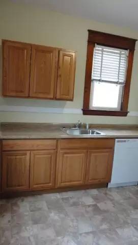 Main picture of 25 Sparkill Ave