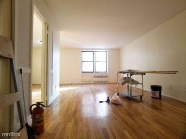 Main picture of 490 New York Ave
