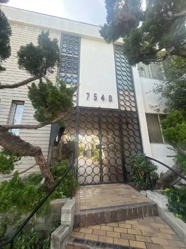 Main picture of 7540 Fountain Ave