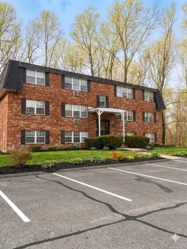 Main picture of 95 Upton St