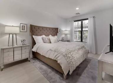 Main picture of 8 Tice Rd
