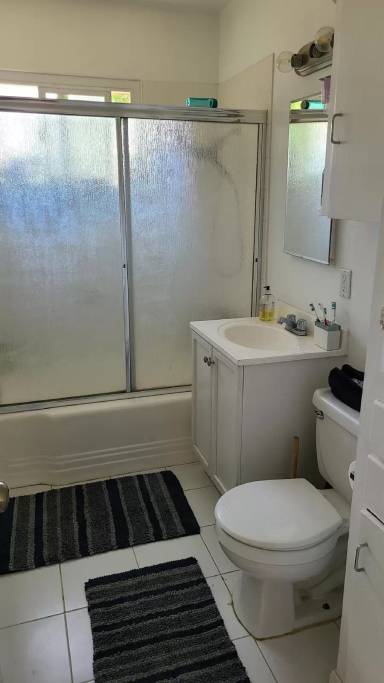 Main picture of 1827 Grand Ave