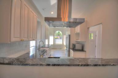 Main picture of 9205 Preston Trl NE