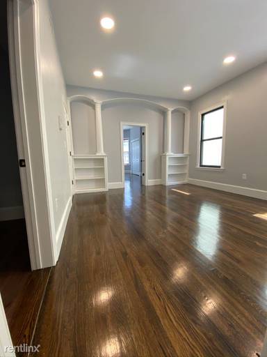Main picture of 344 Saratoga St