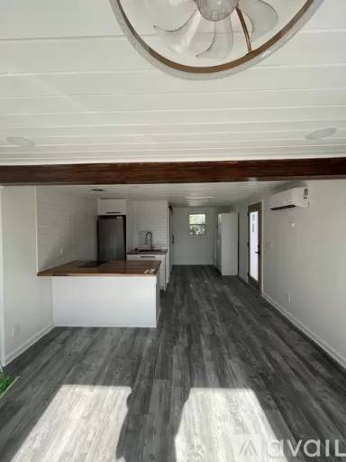 Main picture of 1504 1st St
