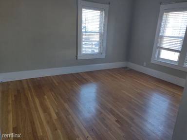 Main picture of 11 Courtland St