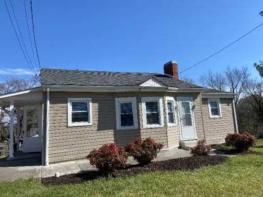 Main picture of 1701 Tremont Ave