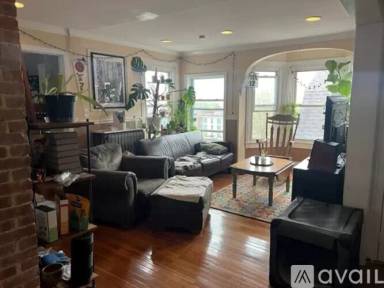 Main picture of 12 Elysian Ave