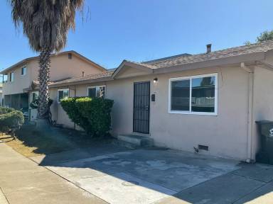 Main picture of 203 Robert St