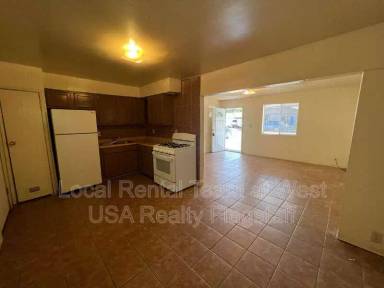 Main picture of 117 E Ellery Ave