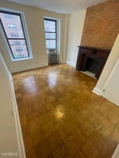 Main picture of 201 E 73rd St