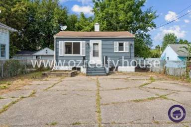 Main picture of 1748 Georgia Ave
