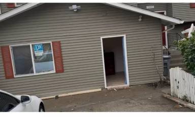 Main picture of 3523 S 260th St