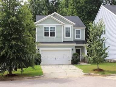 Main picture of 204 Spring Pine Ln