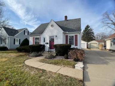 Main picture of 3105 N Twelve Oaks Dr