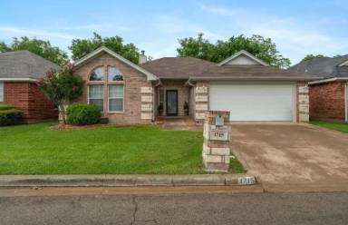 Main picture of 1715 Sully Ct
