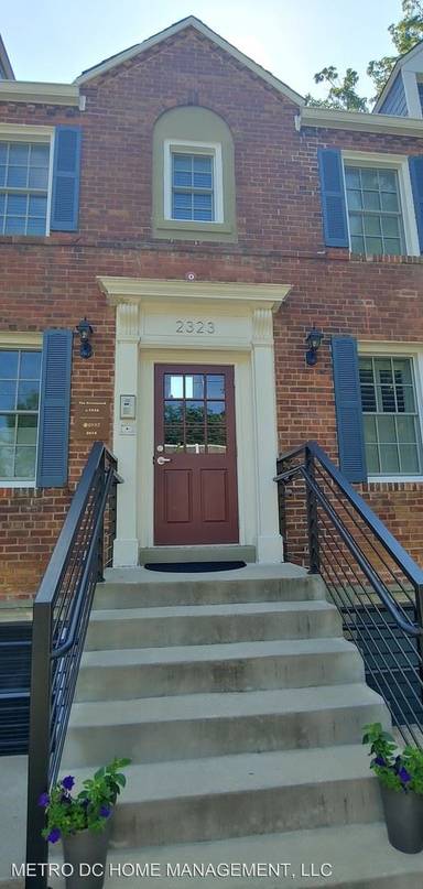 Main picture of 2323 40th St NW