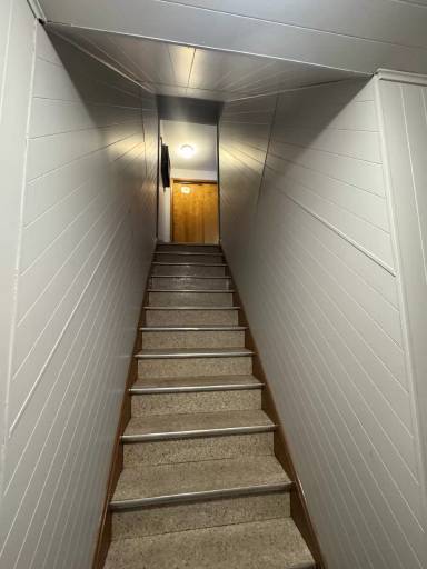 Main picture of 802 Crown Ave