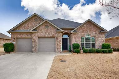 Main picture of 110 Walnut Cove Blvd SW