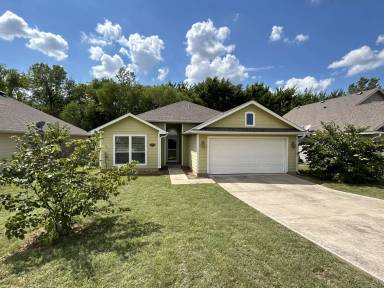 Main picture of 1109 Emily Ln