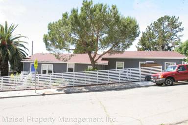 Main picture of 7832-56 Ney Ave