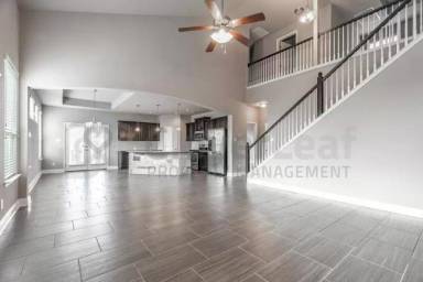 Main picture of 5707 McKinney Fls
