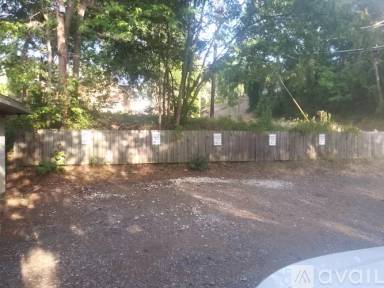 Main picture of 1213 E Main St