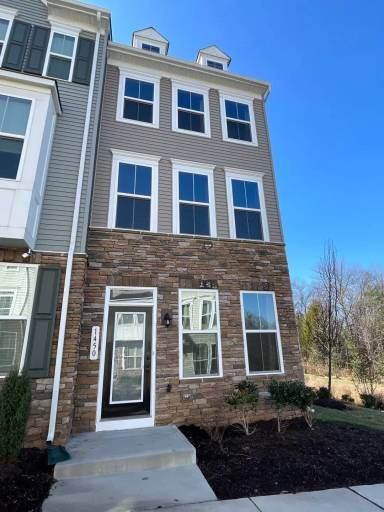 Main picture of 1450 Strahorn Rd