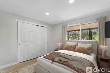 Main picture of 14204 Lake Hills Blvd