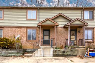 Main picture of 5760 Bellport Ct