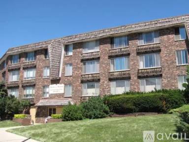 Main picture of 2636 S Logan Ave
