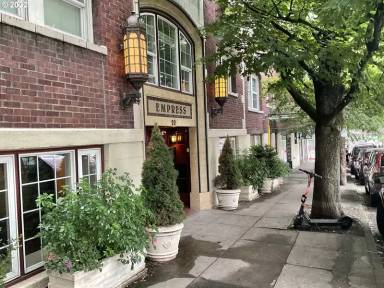 Main picture of The Empress