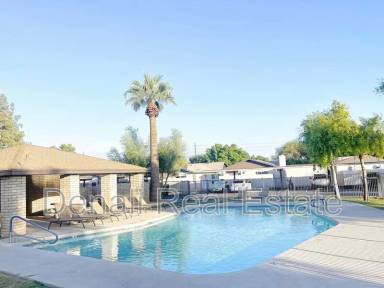Main picture of 826 W Laguna Dr