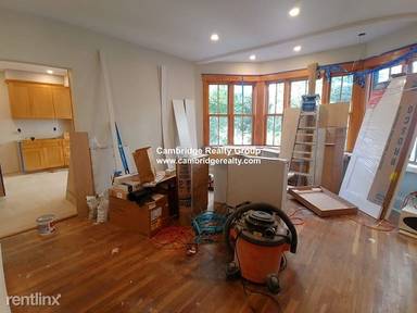 Main picture of 13 Creighton St
