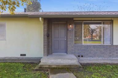 Main picture of 1802 Rockford Ave