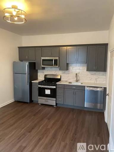 Main picture of 1014 High St