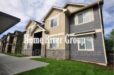 Main picture of 1328 S Edgewater Cir