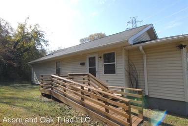 Main picture of 3515 Clymer St