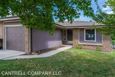 Main picture of 3580 S Hillcrest Ave