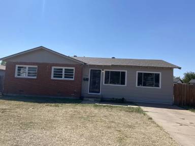 Main picture of 5100 Parker St
