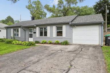 Main picture of 611 S 69th St