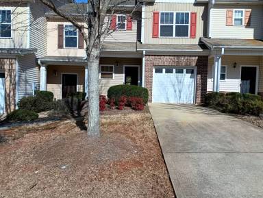 Main picture of 527 Oakside Pl