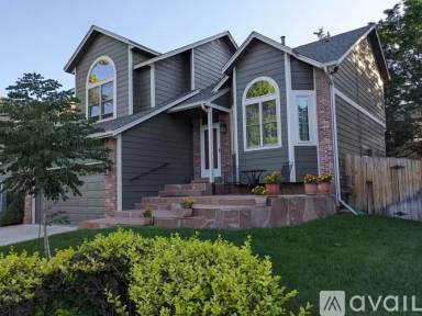 Main picture of 9819 Jellison Way