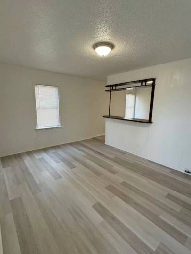Main picture of 1001 Hodges St