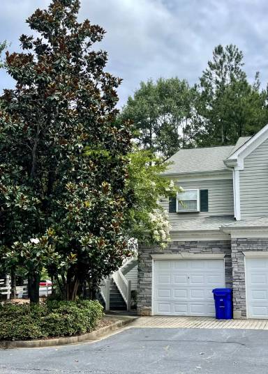 Main picture of 708 Las Brasis Ct