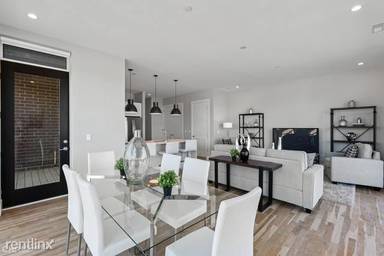 Main picture of 4745 N London Ave