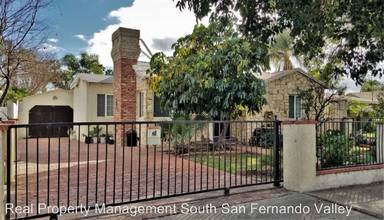 Main picture of 18810 Roscoe Blvd