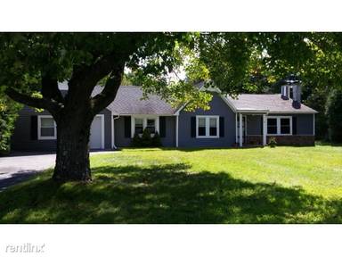 Main picture of 181 Traver Rd