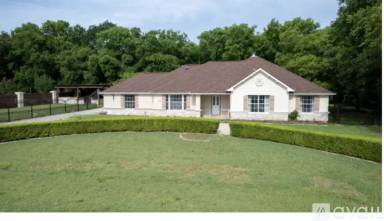 Main picture of 132 Carrington Dr